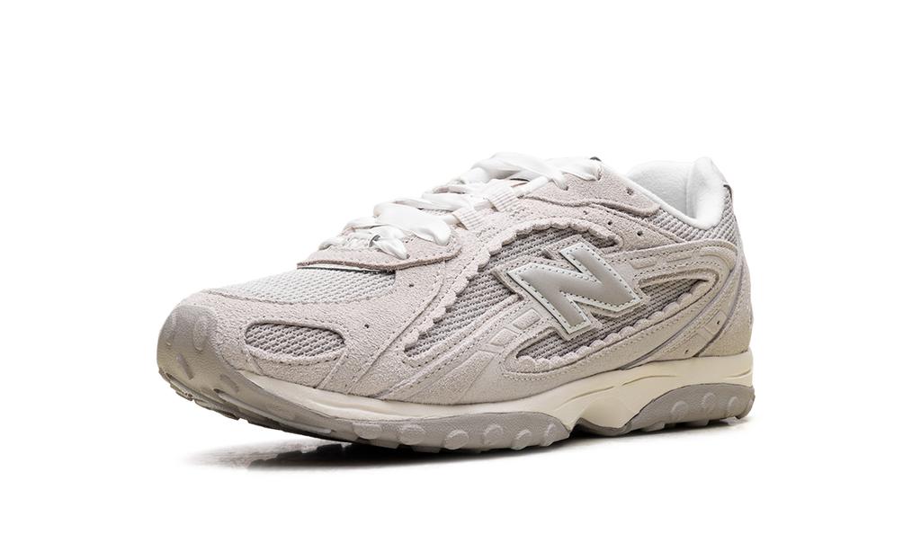 New Balance 204L "Sea Salt" Sneakers