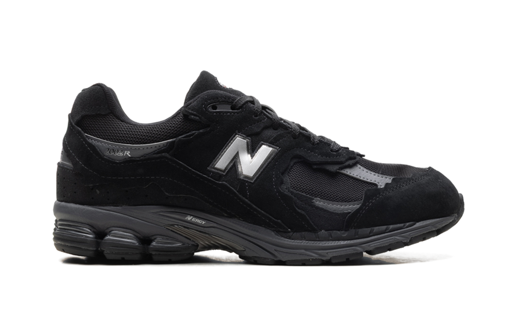 New Balance 2002R Gore-Tex "Protection Pack - Black" Sneakers