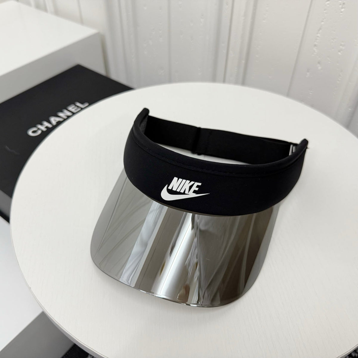 Nike Mirrored-Brim Sun Visor