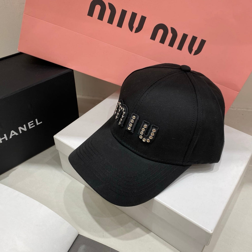 Miu Miu Baseball Cap - Black / White